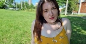 Приходите, чтобы снова увидеть странную девушку